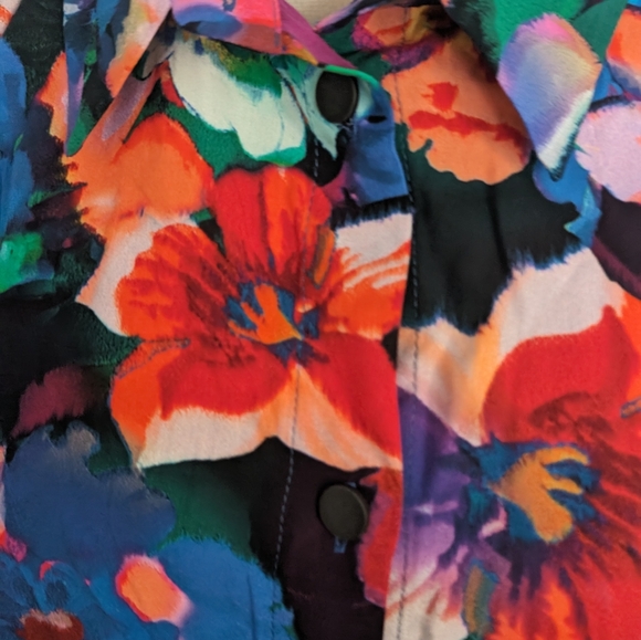 Women's top - Picture 12 of 12